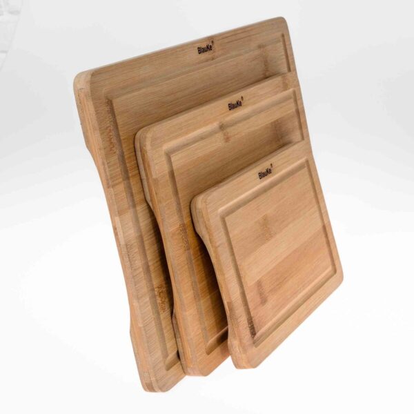 Shop Wyoming Wooden Cutting Boards for Kitchen with Juice Groove and Handles – Bamboo Chopping Boards Set of 3 – Wood Serving Trays